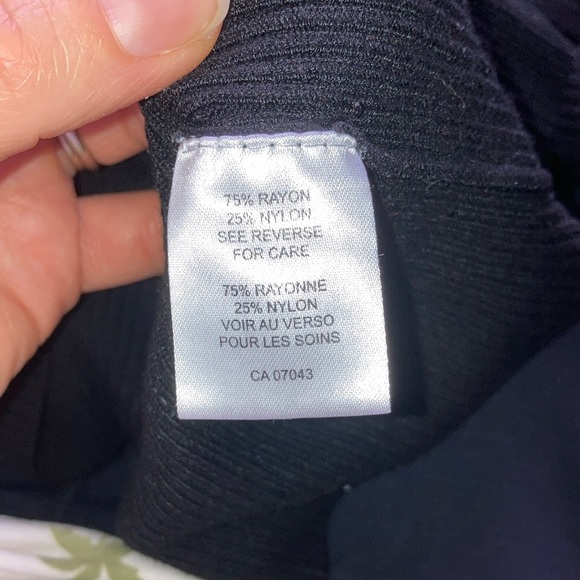 Joseph A Black Relaxed Ribbed Blouse - Picture 6 of 10